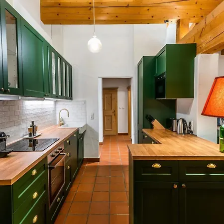 3-bedroom Chalet 펜션 *